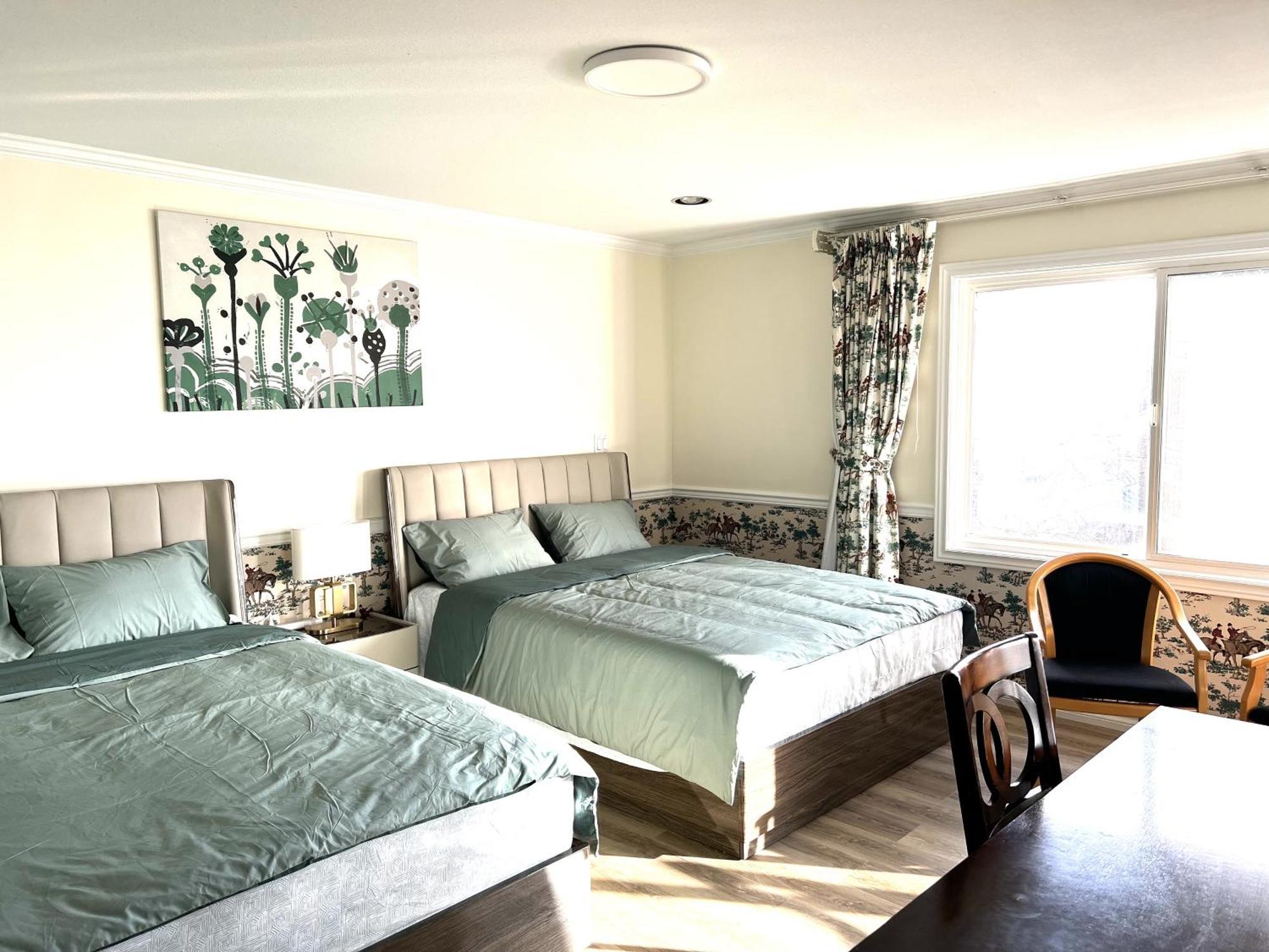 ריצ'מונד Master Bedroom With Two Queen Sized Bed מראה חיצוני תמונה
